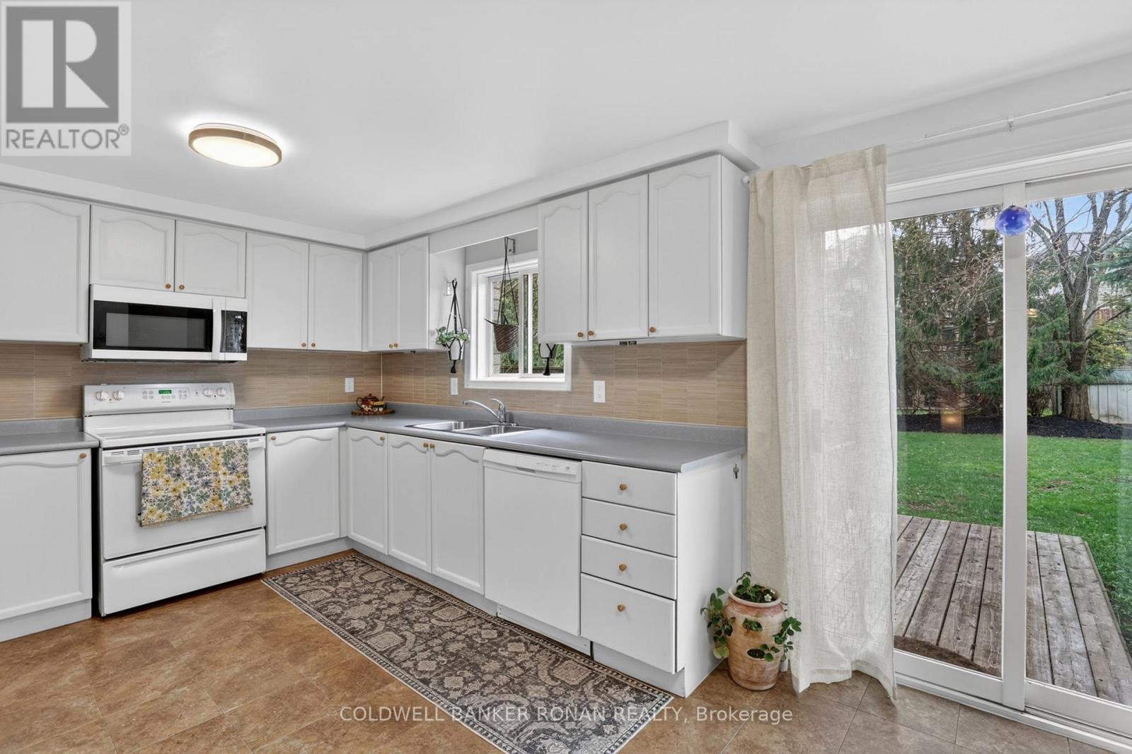 26 Pheasant Court, Orangeville, Ontario  L9W 4K1 - Photo 11 - W13164166