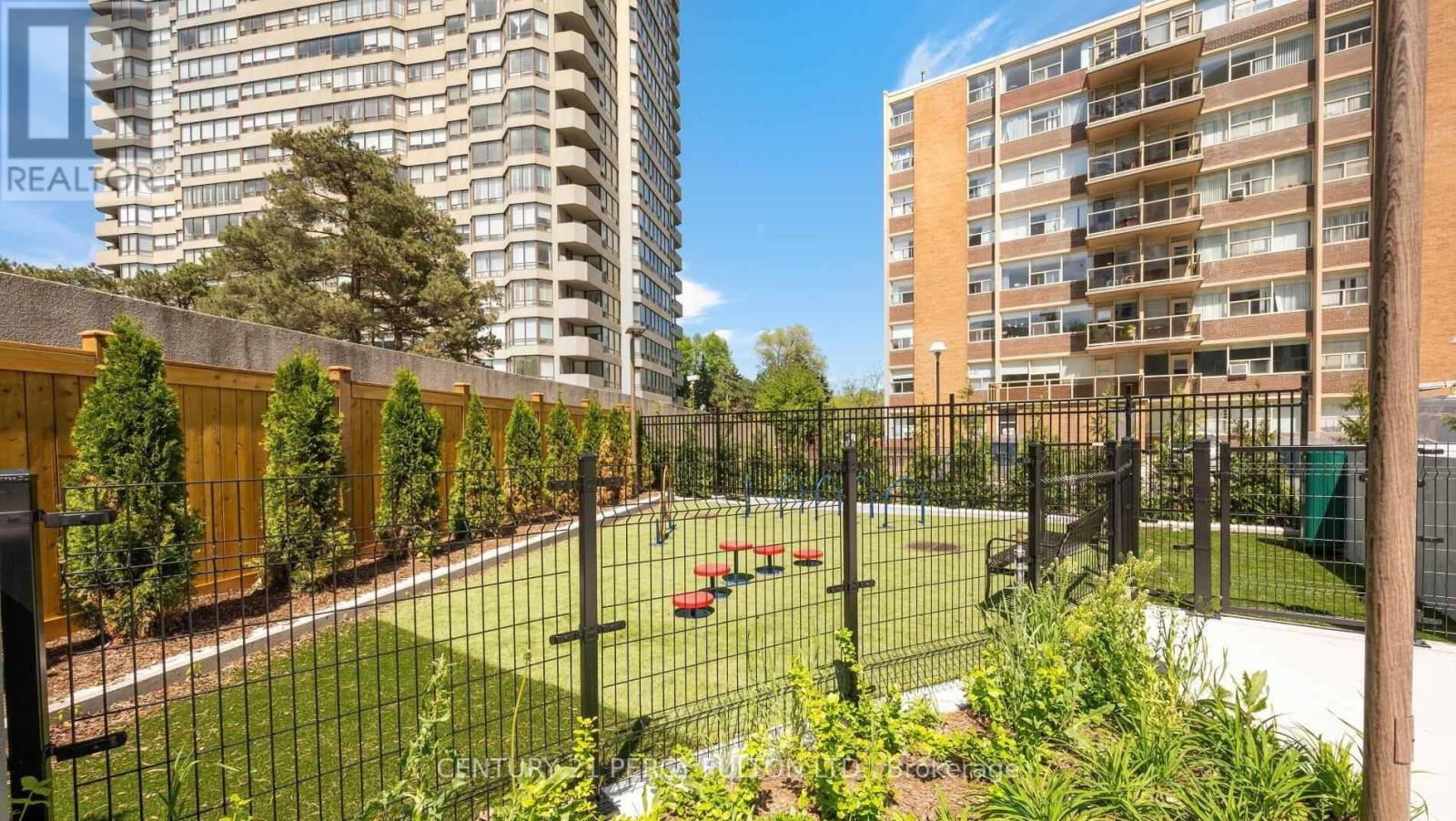 1802 - 60 Central Park Roadway, Toronto, Ontario  M9A 0E6 - Photo 32 - W13164262
