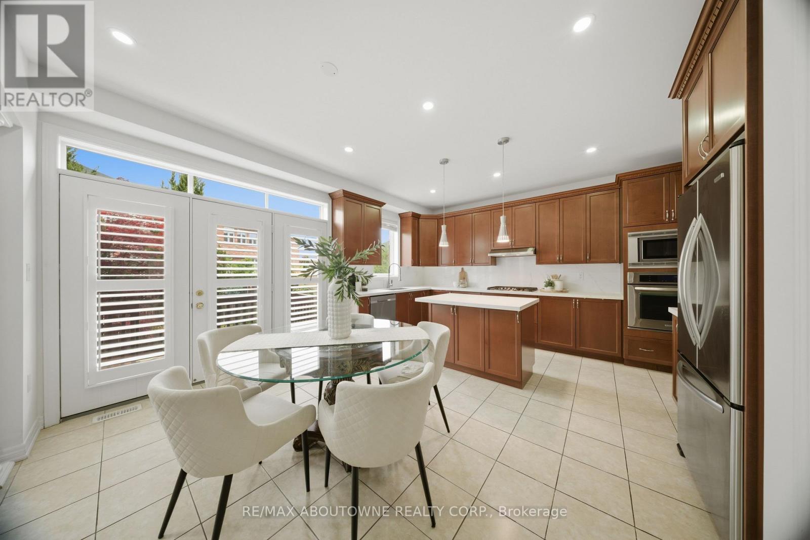 3071 Jenn Avenue, Burlington, Ontario  L7M 0C7 - Photo 12 - W13164266