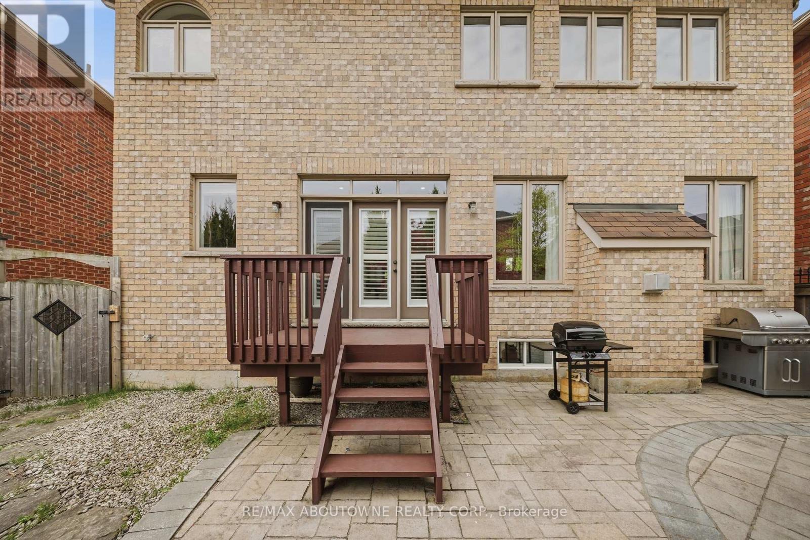 3071 Jenn Avenue, Burlington, Ontario  L7M 0C7 - Photo 43 - W13164266