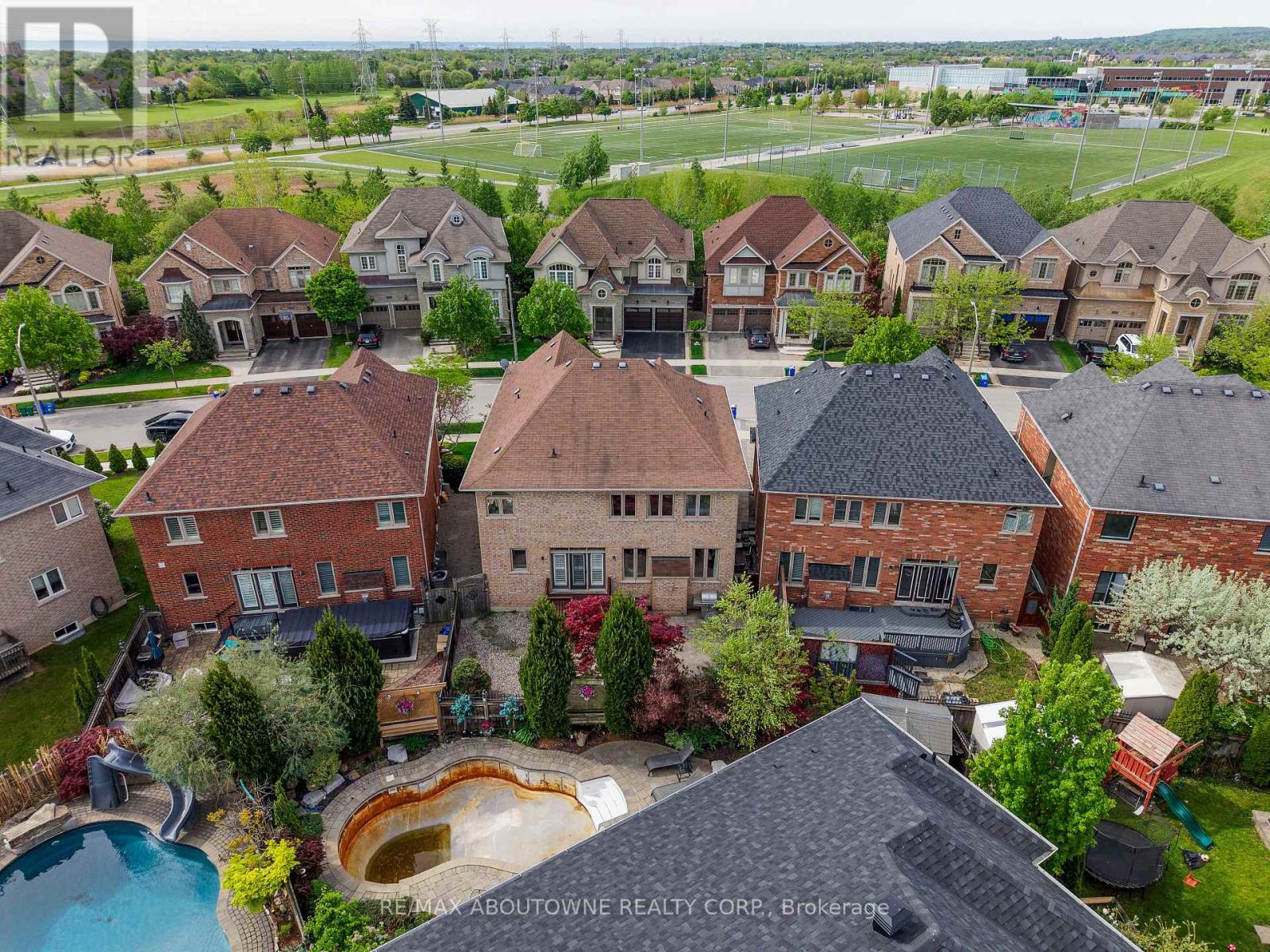3071 Jenn Avenue, Burlington, Ontario  L7M 0C7 - Photo 49 - W13164266