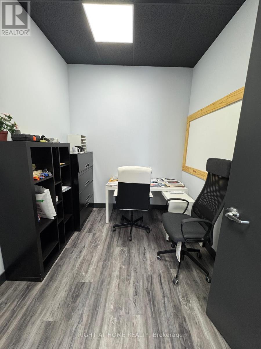 7 - 2650 Meadowvale Boulevard, Mississauga, Ontario  L5N 6M5 - Photo 16 - W13164334