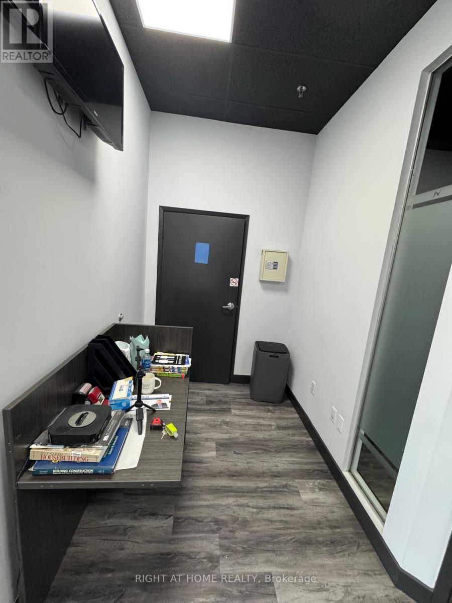 7 - 2650 Meadowvale Boulevard, Mississauga, Ontario  L5N 6M5 - Photo 7 - W13164334