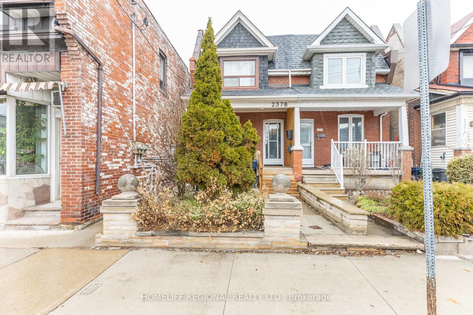 2378 ST CLAIR AVENUE W, Toronto, Ontario