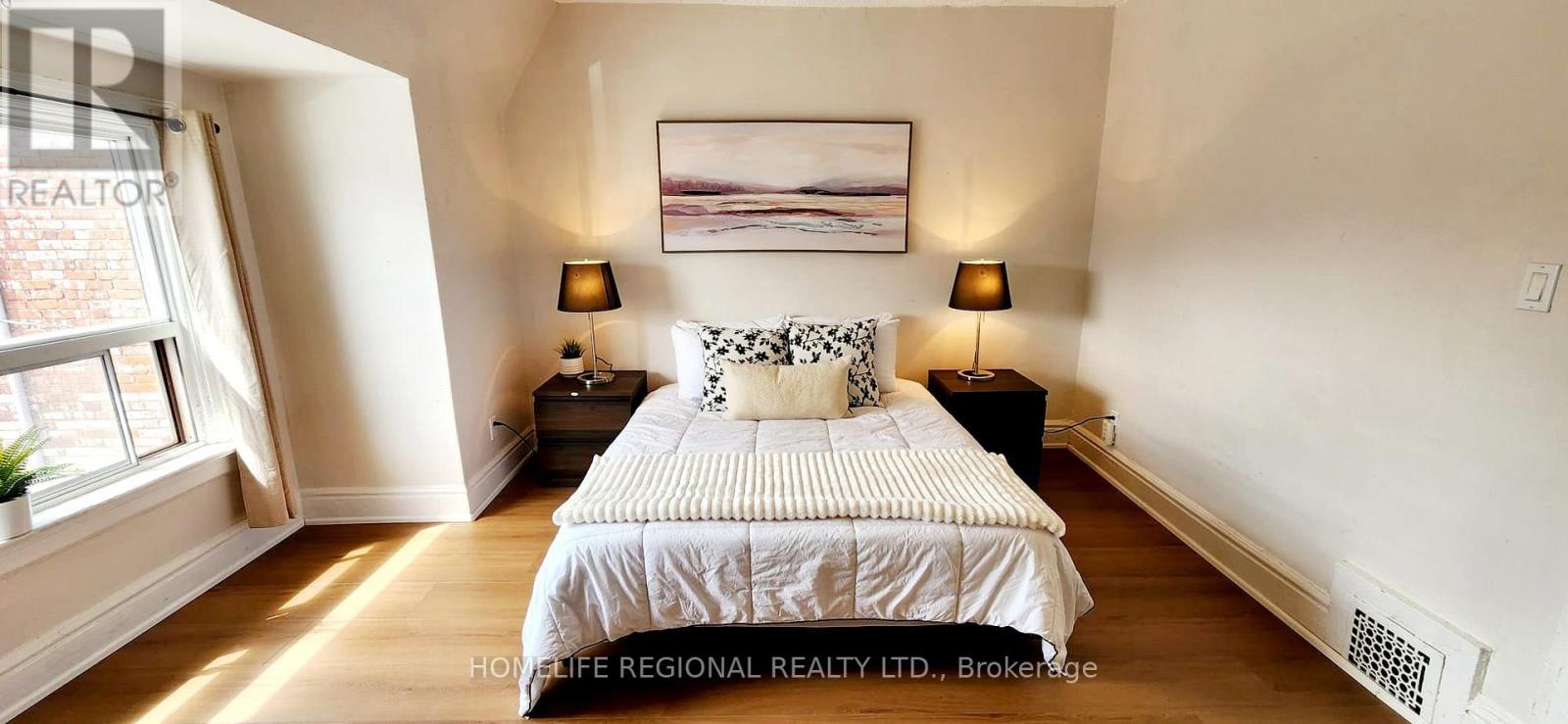 2378 St Clair Avenue W, Toronto, Ontario  M6N 1K8 - Photo 23 - W13164388