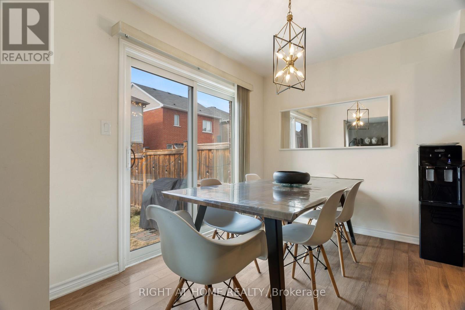 1550 Gainer Crescent, Milton, Ontario  L9T 8Y3 - Photo 14 - W13164398