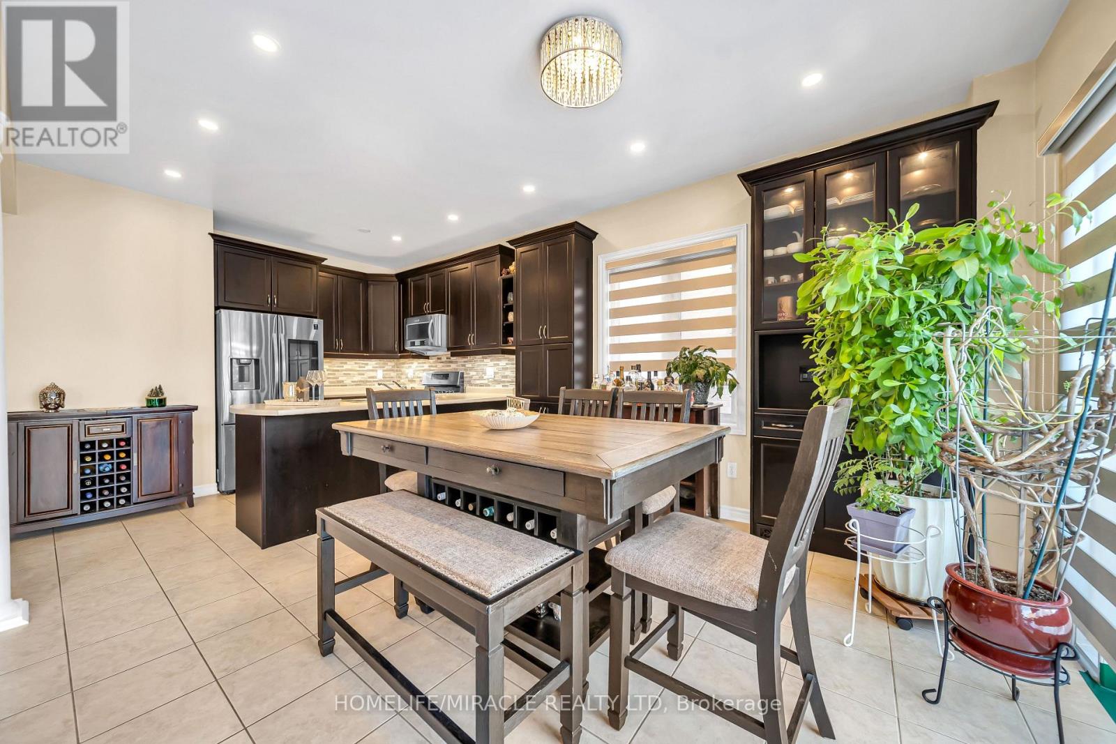 4 Templeton Court, Brampton, Ontario  L6P 3B2 - Photo 15 - W13164418