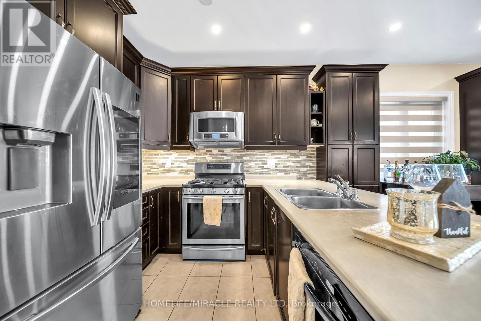 4 Templeton Court, Brampton, Ontario  L6P 3B2 - Photo 18 - W13164418