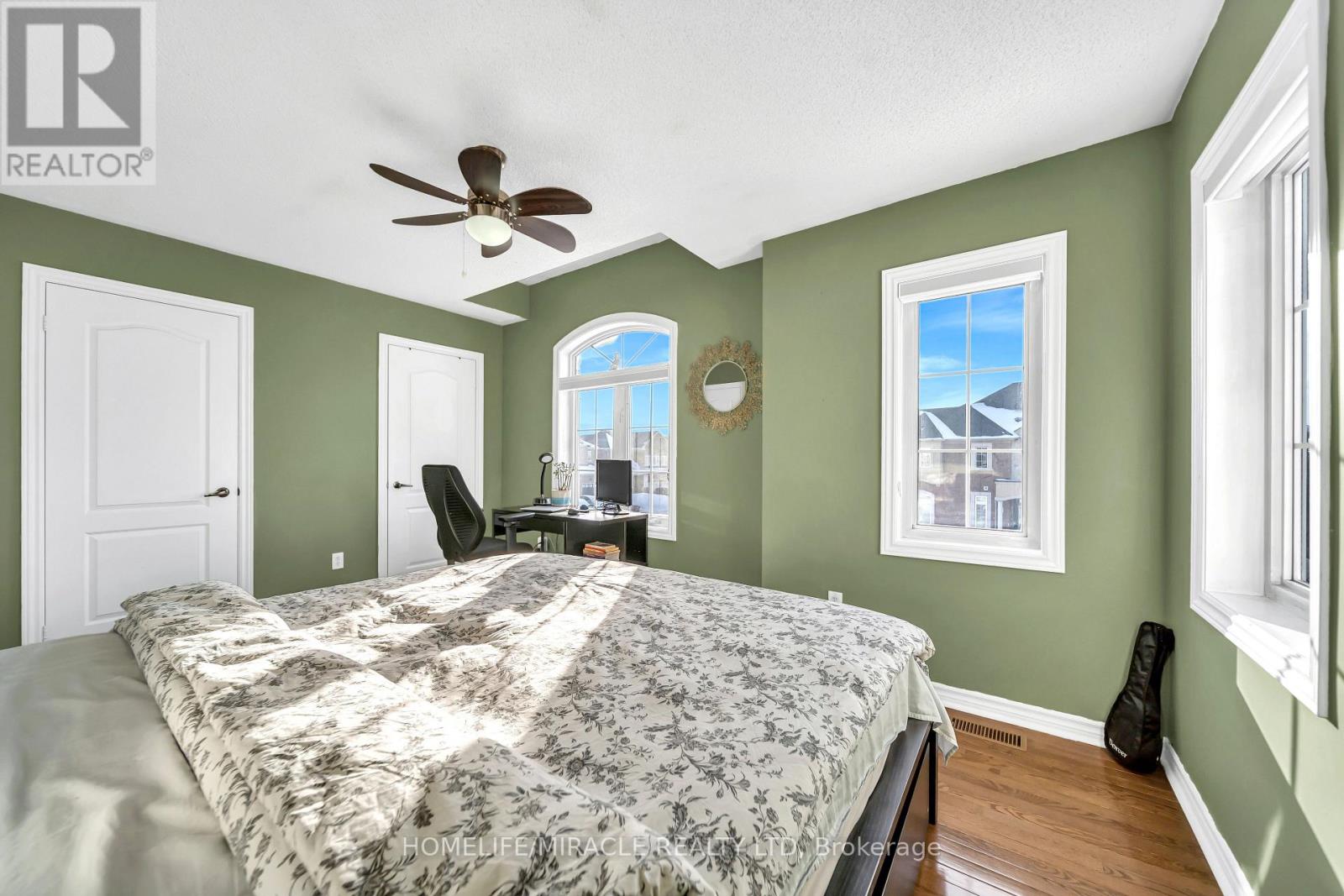 4 Templeton Court, Brampton, Ontario  L6P 3B2 - Photo 24 - W13164418