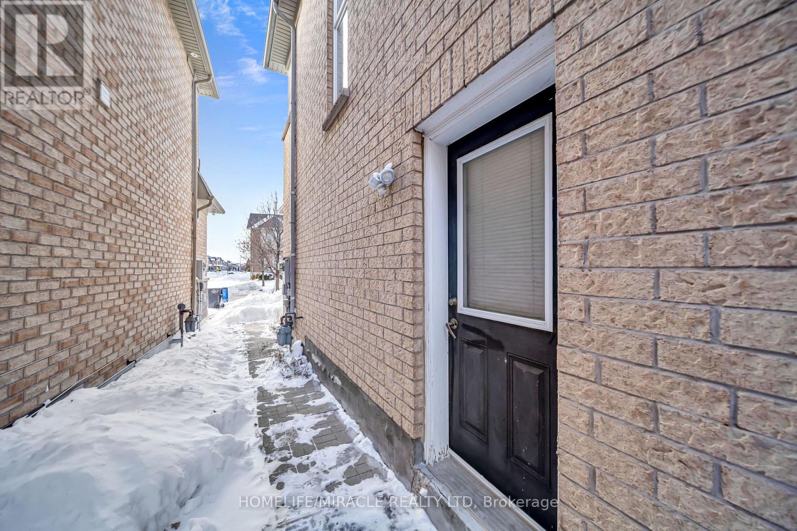 4 Templeton Court, Brampton, Ontario  L6P 3B2 - Photo 45 - W13164418