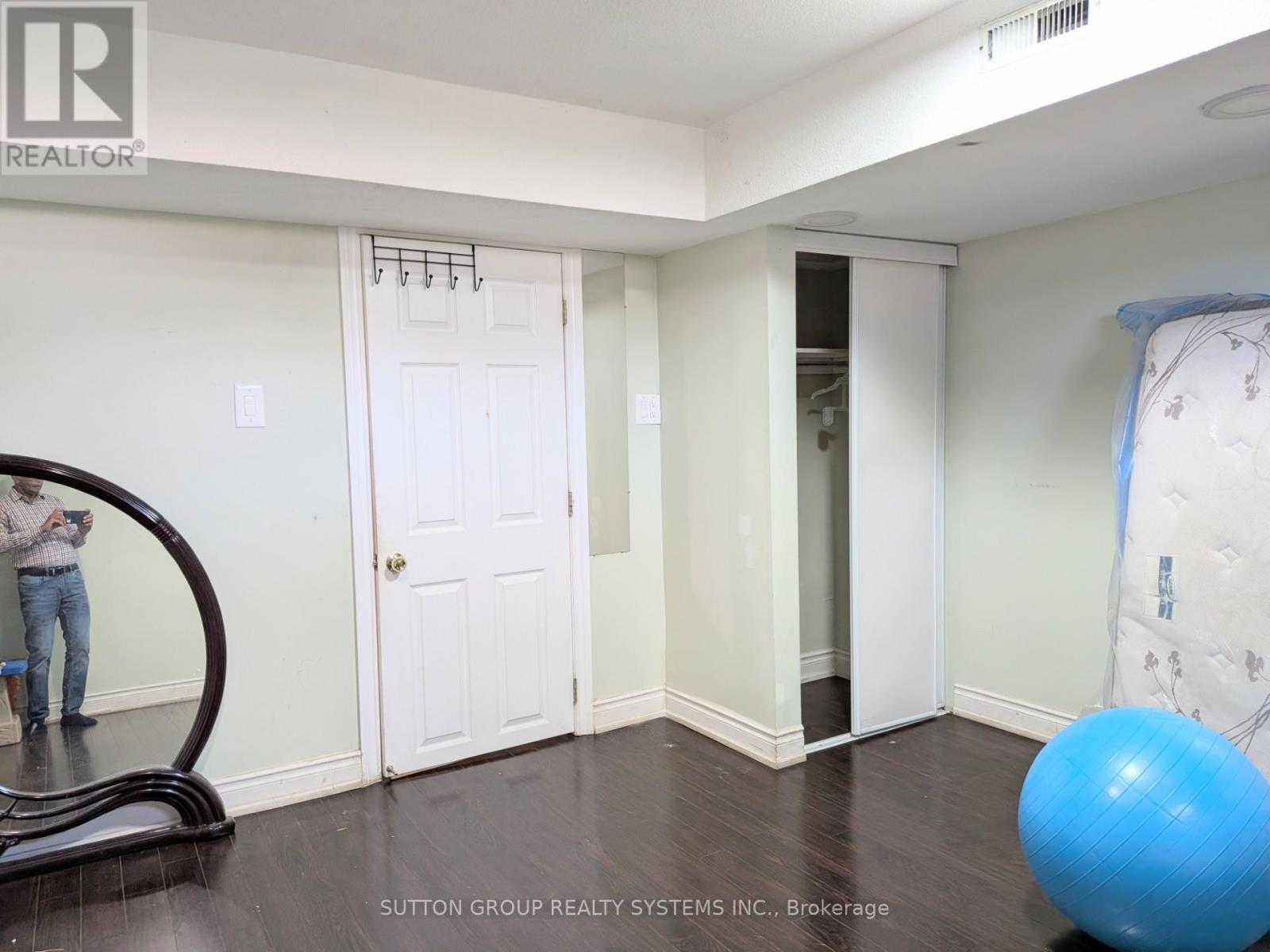 Basement - 41 Annabelle Drive, Toronto, Ontario M9V 3B8 - Photo 11 - W13164422