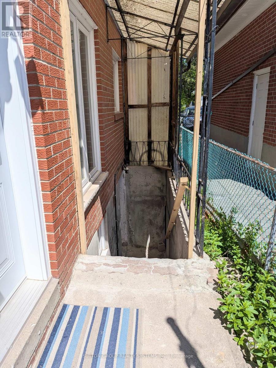 Basement - 41 Annabelle Drive, Toronto, Ontario M9V 3B8 - Photo 2 - W13164422