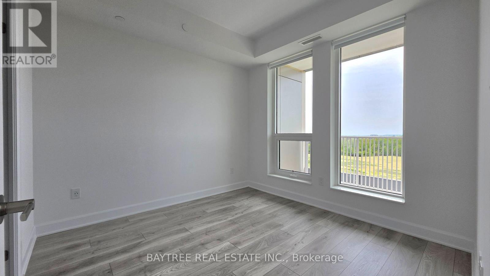611 - 3240 William Coltson Avenue, Oakville, Ontario  L6H 8C8 - Photo 5 - W13164432
