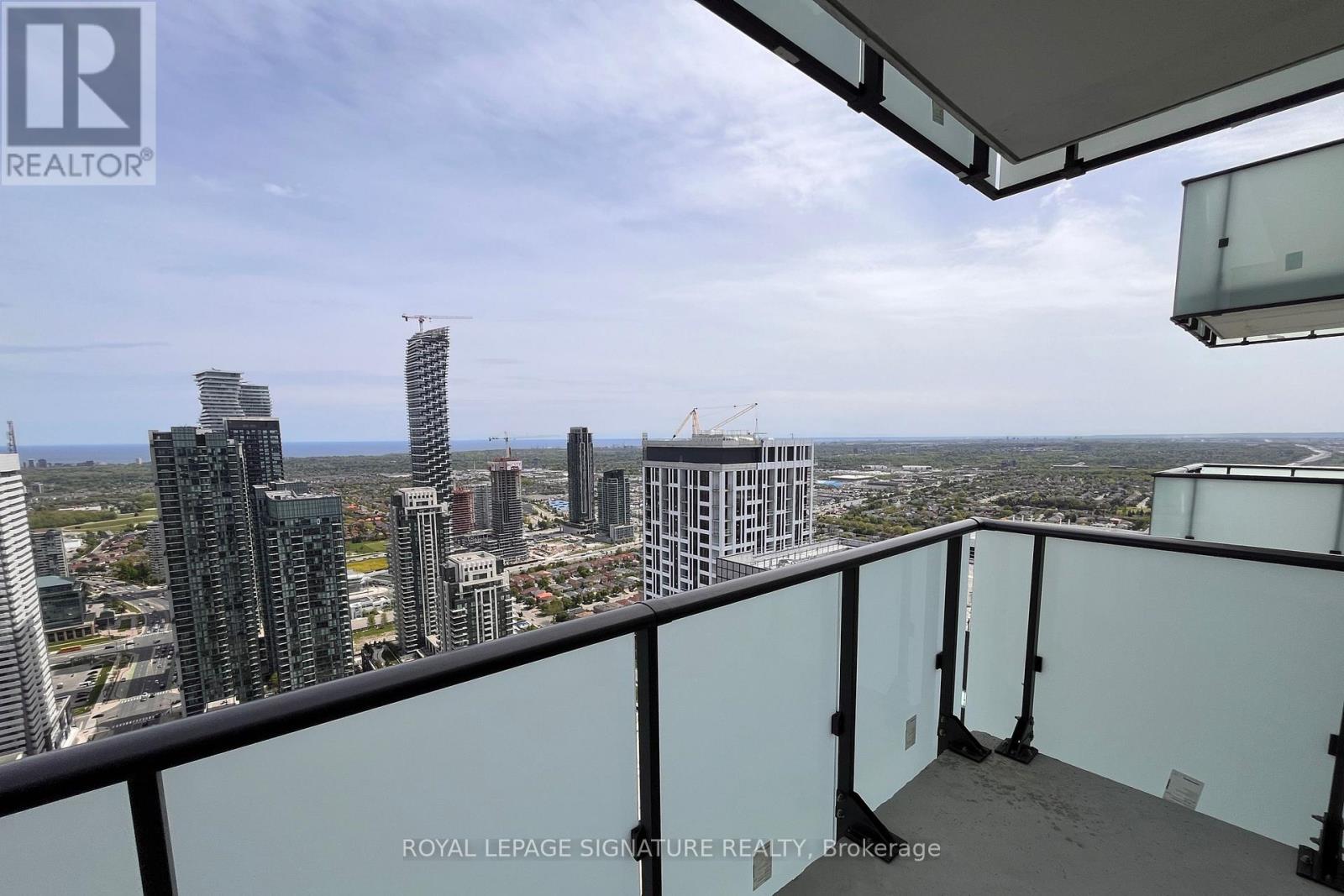 4605 - 430 Square One Drive, Mississauga, Ontario  L5B 3Y1 - Photo 8 - W13164444