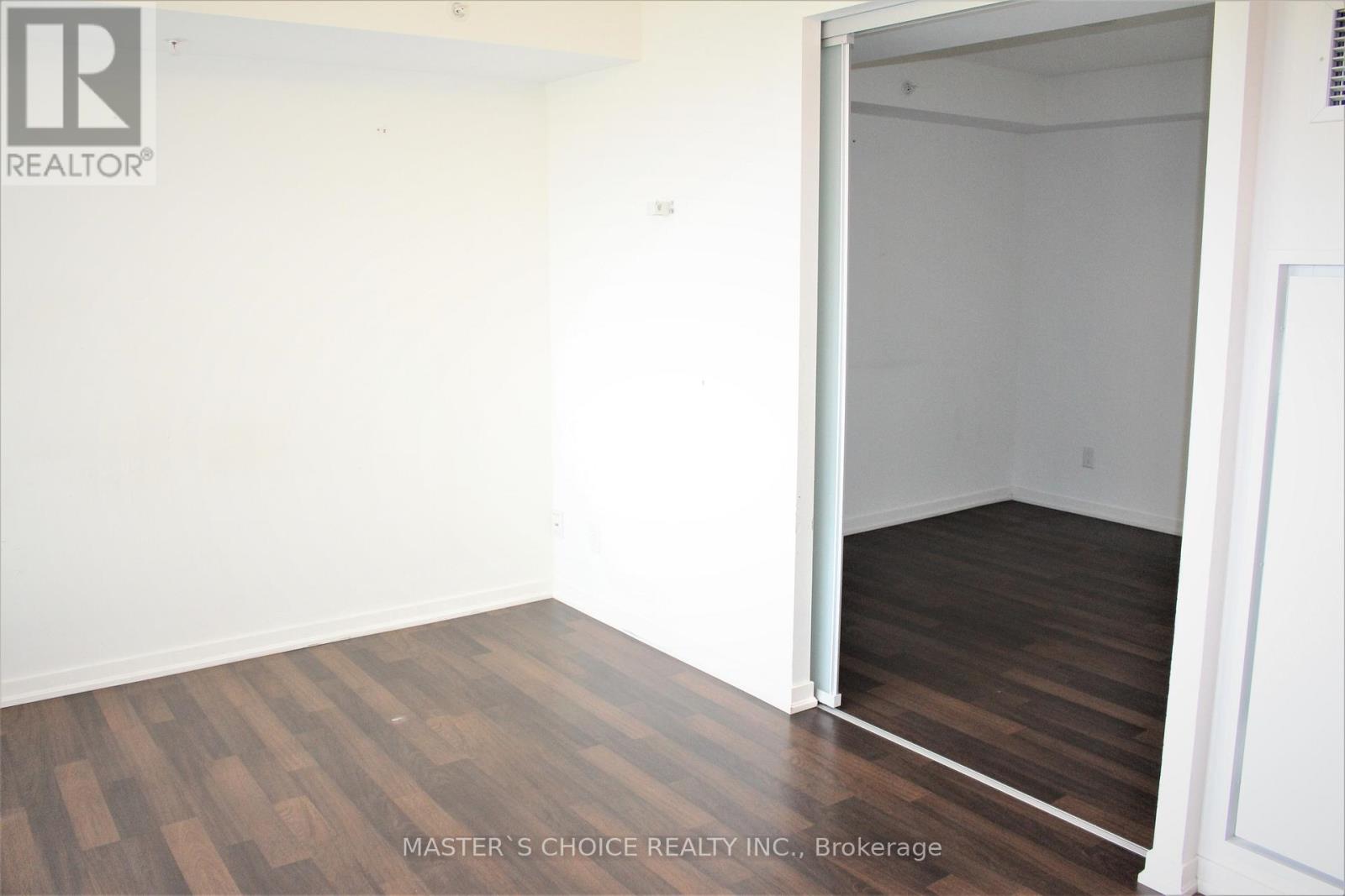 517 - 20 Joe Shuster Way, Toronto, Ontario  M6K 0A3 - Photo 3 - W13164452