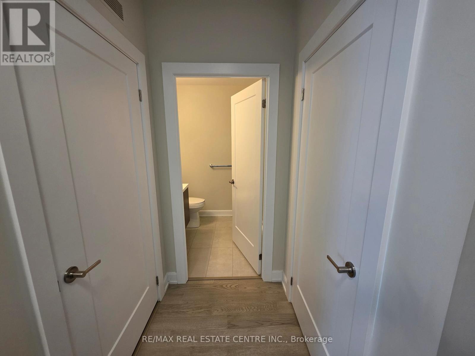 715 - 3220 William Coltson Avenue, Oakville, Ontario  L6H 7X9 - Photo 11 - W13164464