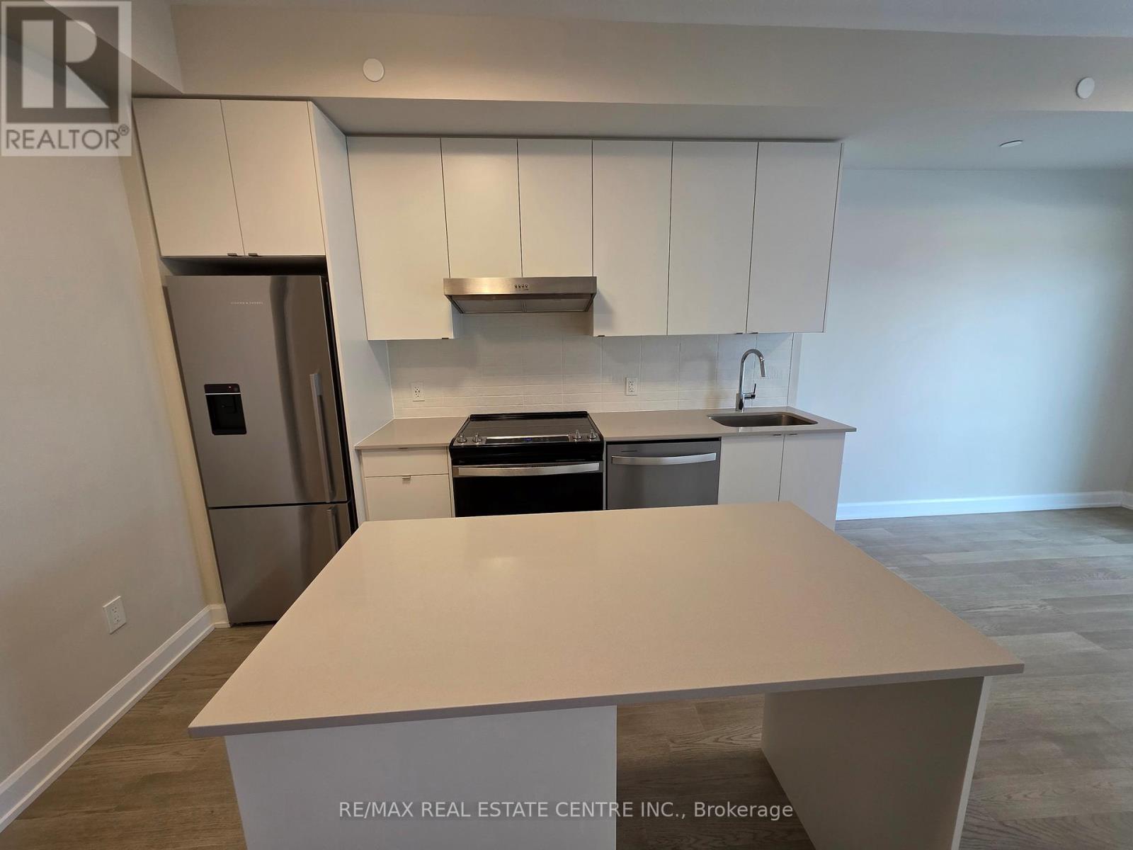 715 - 3220 William Coltson Avenue, Oakville, Ontario  L6H 7X9 - Photo 7 - W13164464