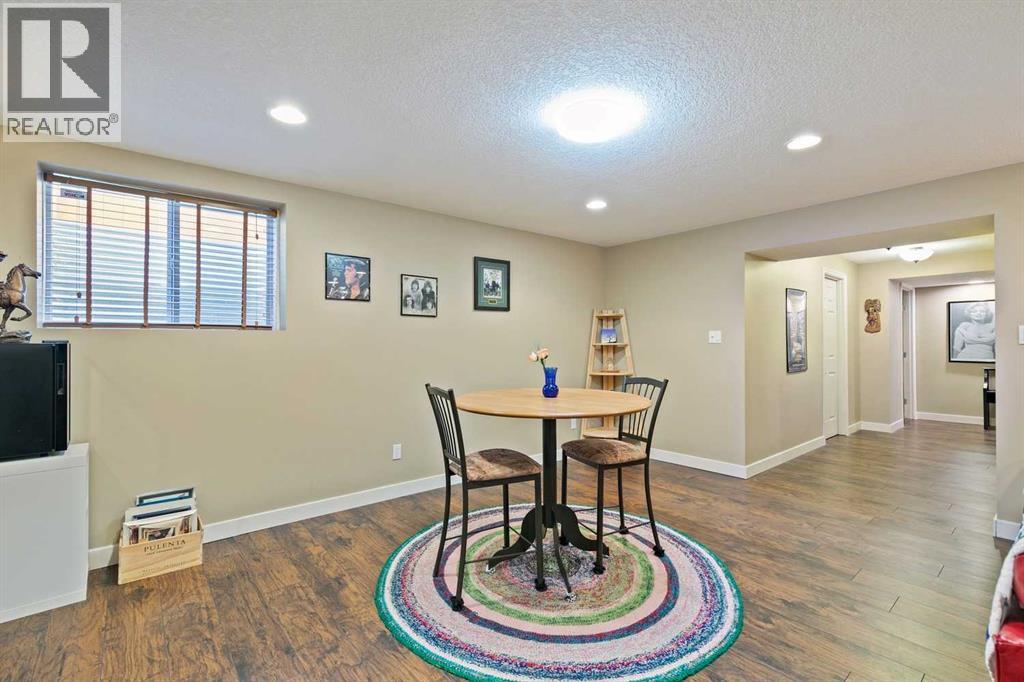 172 West Lakeview Circle, Chestermere, Alberta  T1X 1H7 - Photo 37 - A2304708