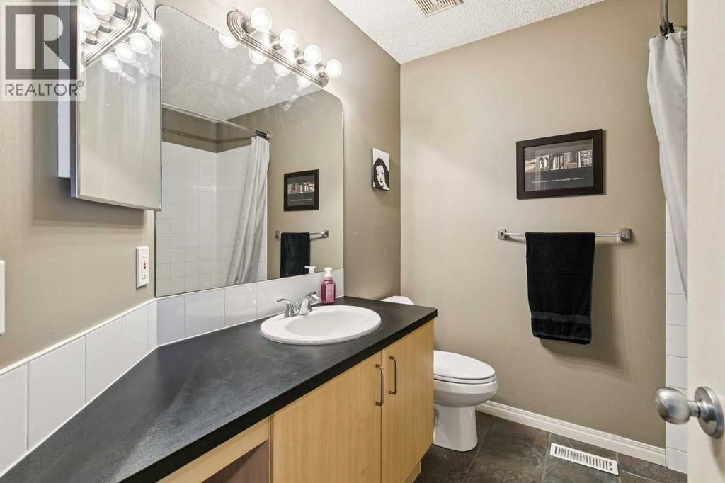 172 West Lakeview Circle, Chestermere, Alberta  T1X 1H7 - Photo 27 - A2304708