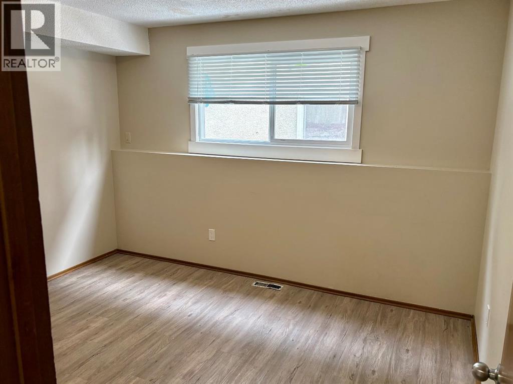 4828 Varsity Drive NW, Calgary, Alberta  T3A 1A3 - Photo 13 - A2310800