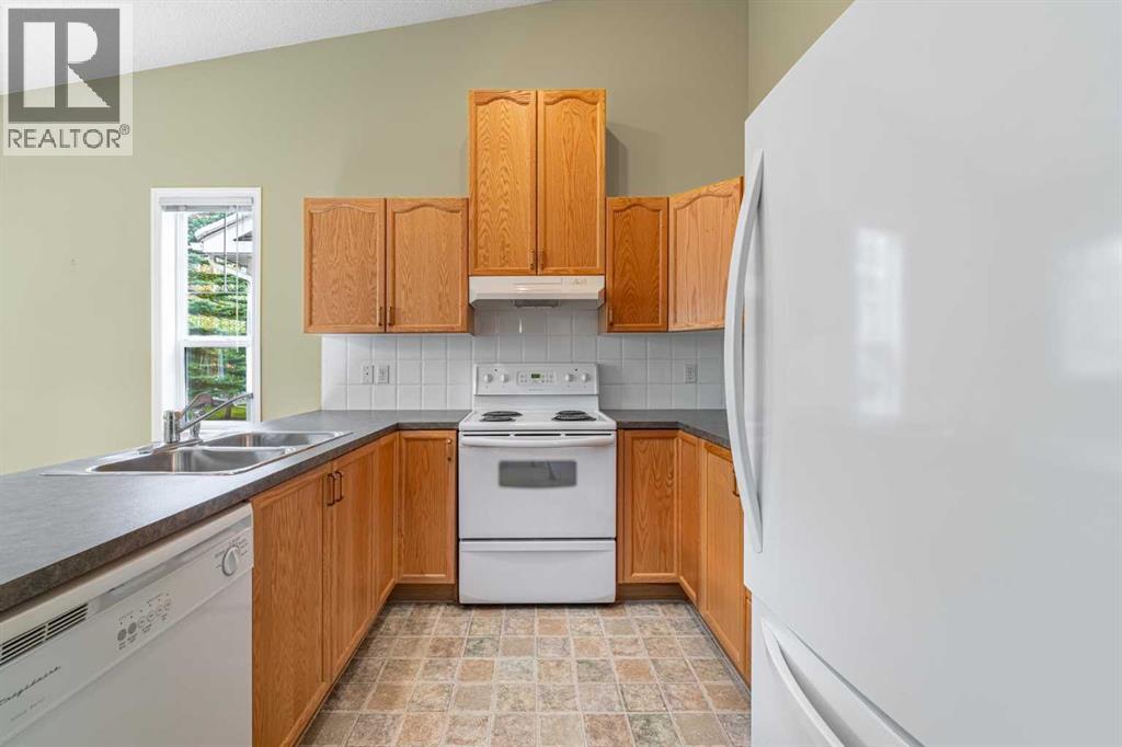 44 Prestwick Pond Terrace SE, Calgary, Alberta  T2Z 3Z8 - Photo 8 - A2312751