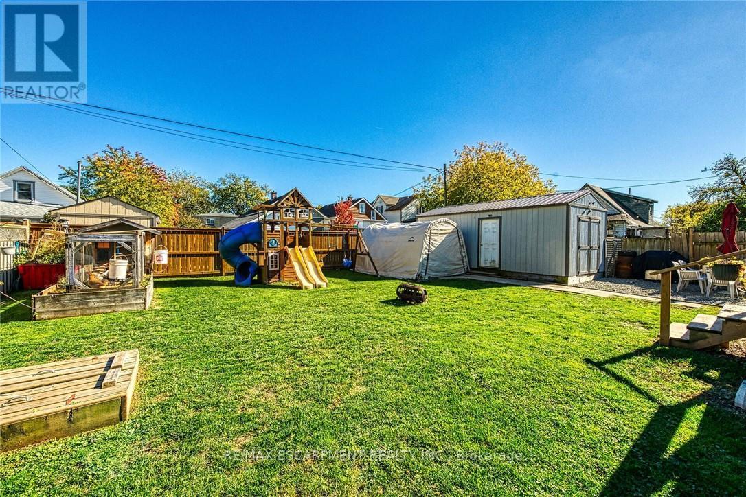 62 Knoll Street, Port Colborne, Ontario  L3K 5A6 - Photo 2 - X13164192