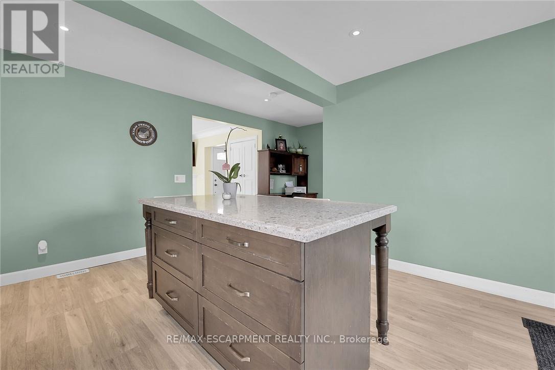 62 Knoll Street, Port Colborne, Ontario  L3K 5A6 - Photo 8 - X13164192