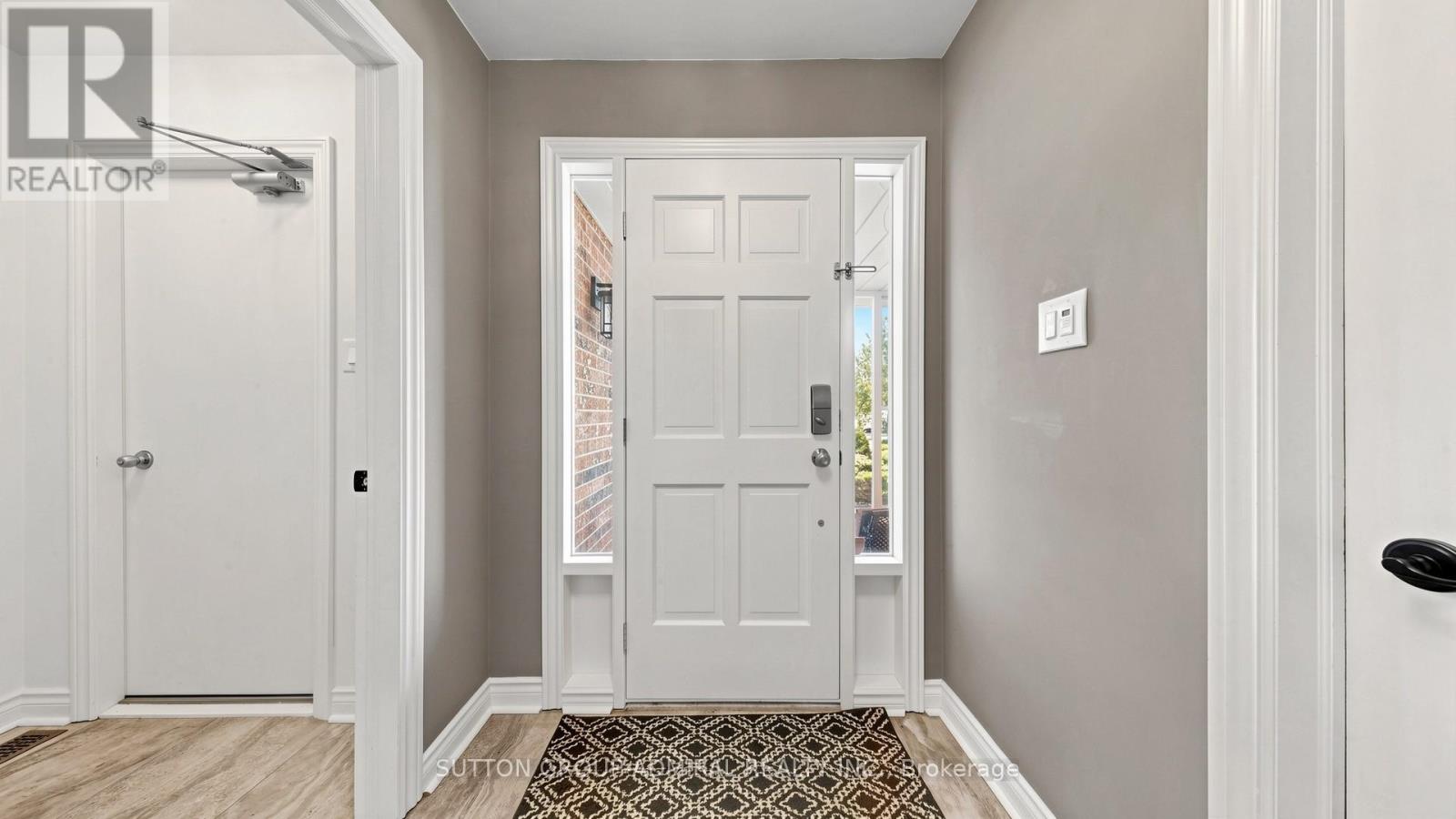 71 Oliver Lane, Vaughan, Ontario L6A 1B2 - Photo 5 - N13161262