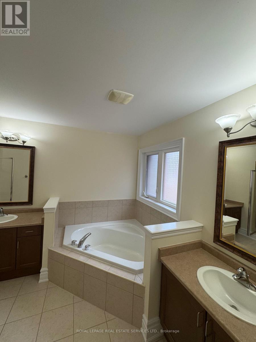 261 Nautical Boulevard, Oakville, Ontario L6L 0B9 - Photo 22 - W13161210