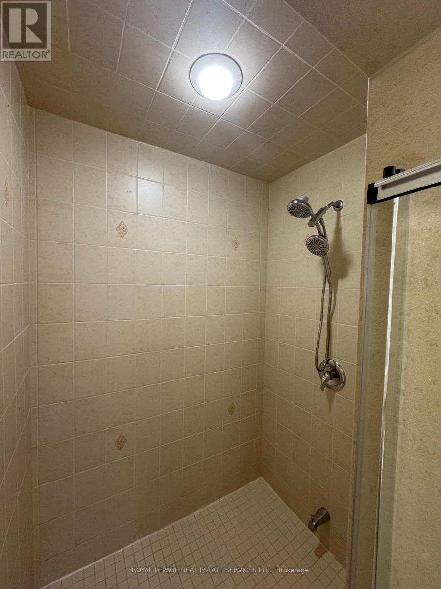 261 Nautical Boulevard, Oakville, Ontario L6L 0B9 - Photo 19 - W13161210