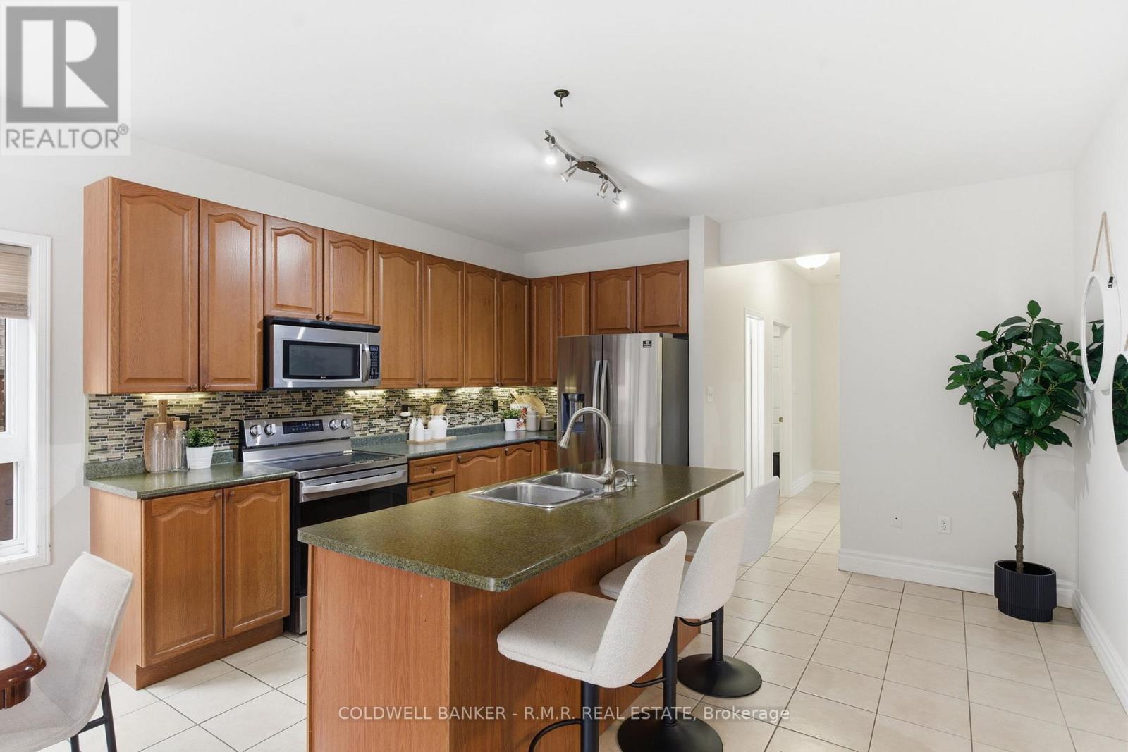 1420 Coldstream Drive, Oshawa, Ontario  L1K 2Y8 - Photo 14 - E13096252