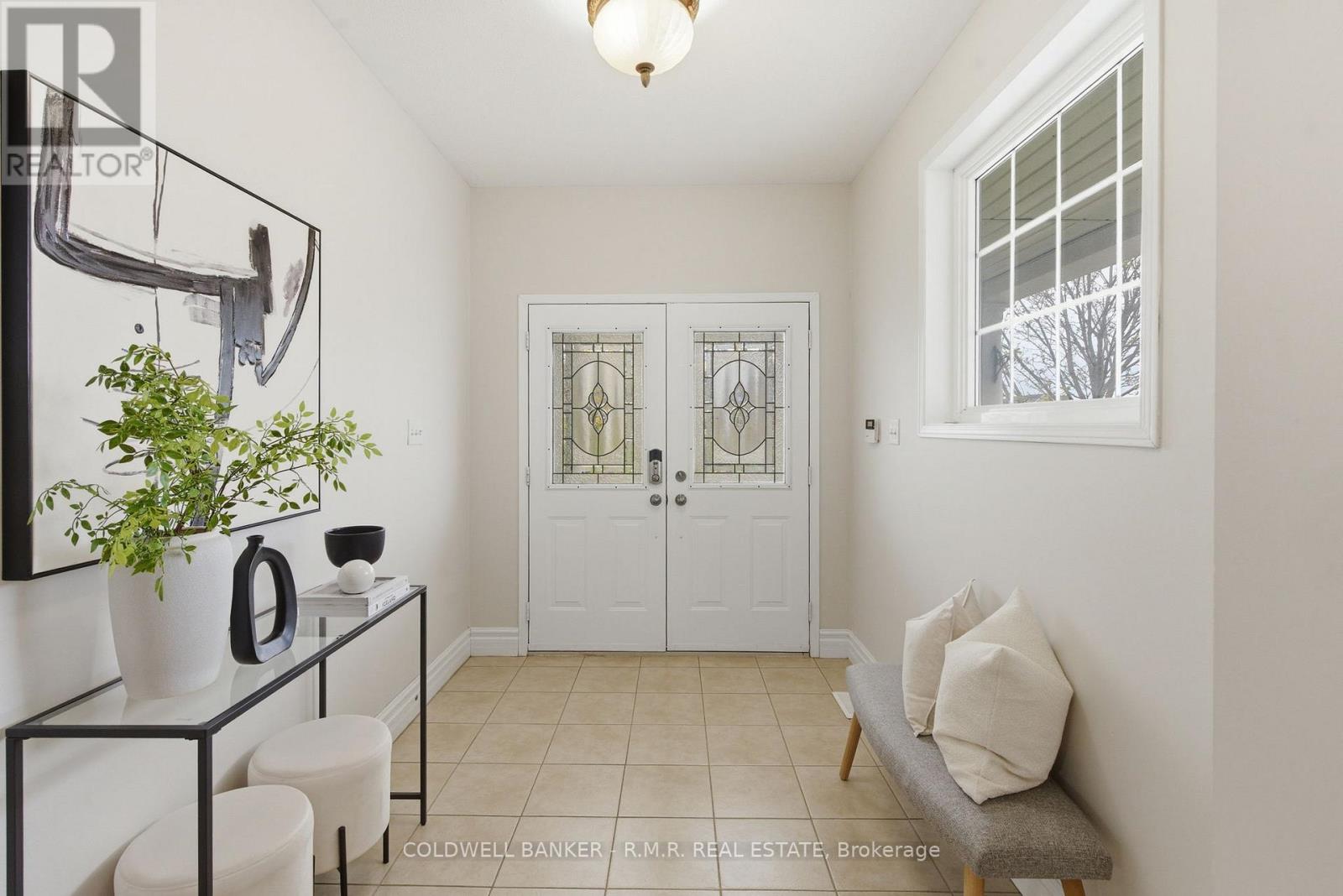 1420 Coldstream Drive, Oshawa, Ontario  L1K 2Y8 - Photo 3 - E13096252