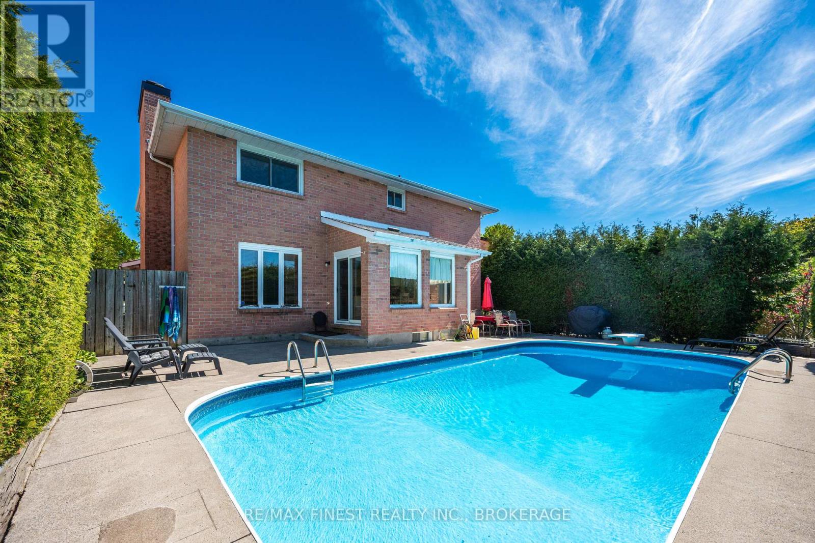 838 Woodside Drive, Kingston, Ontario  K7P 1T2 - Photo 3 - X12925482