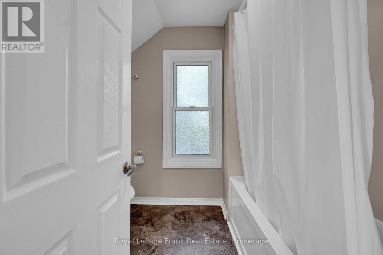 78 Fisher Street, Oshawa, Ontario  L1H 2V3 - Photo 38 - E13161824