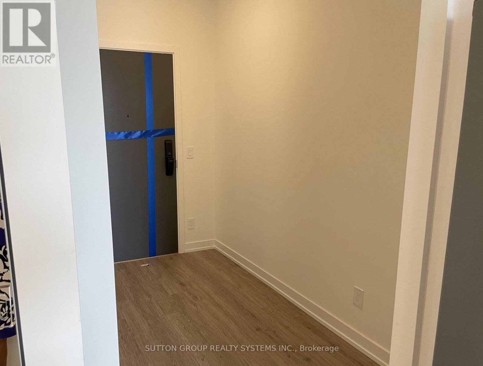 618 - 335 Wheat Boom Drive, Oakville, Ontario L6H 7Y1 - Photo 2 - W13161382