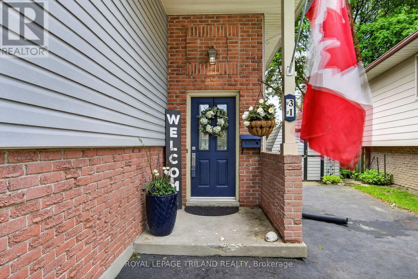 31 Beechbank Crescent, London South, Ontario  N6E 2N9 - Photo 2 - X13161320