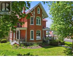 246 COLBORNE STREET, Tweed, Ontario