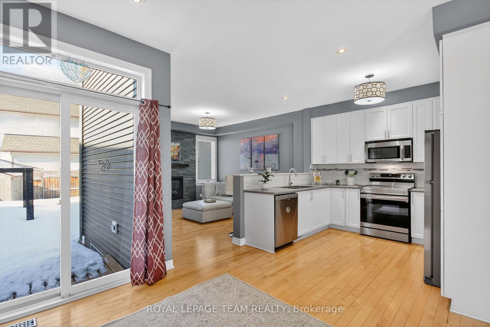 1591 Carronbridge Circle, Ottawa, Ontario  K2M 0G5 - Photo 2 - X12844660