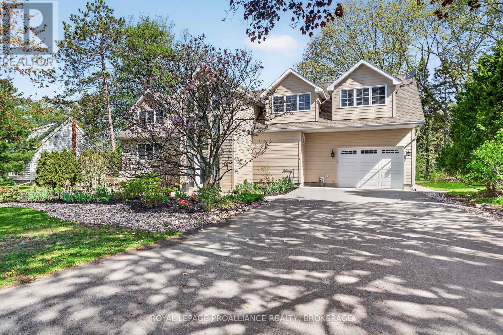 9 Grenville Crescent, Kingston, Ontario  K7M 3A9 - Photo 3 - X13161728