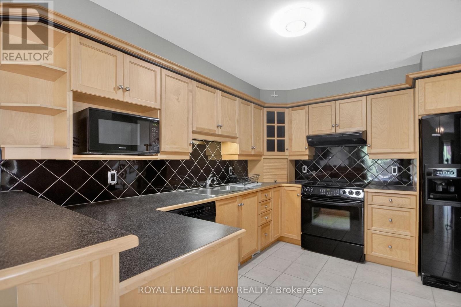 32 Riverstone Drive N, Ottawa, Ontario  K2J 4X7 - Photo 14 - X12993418