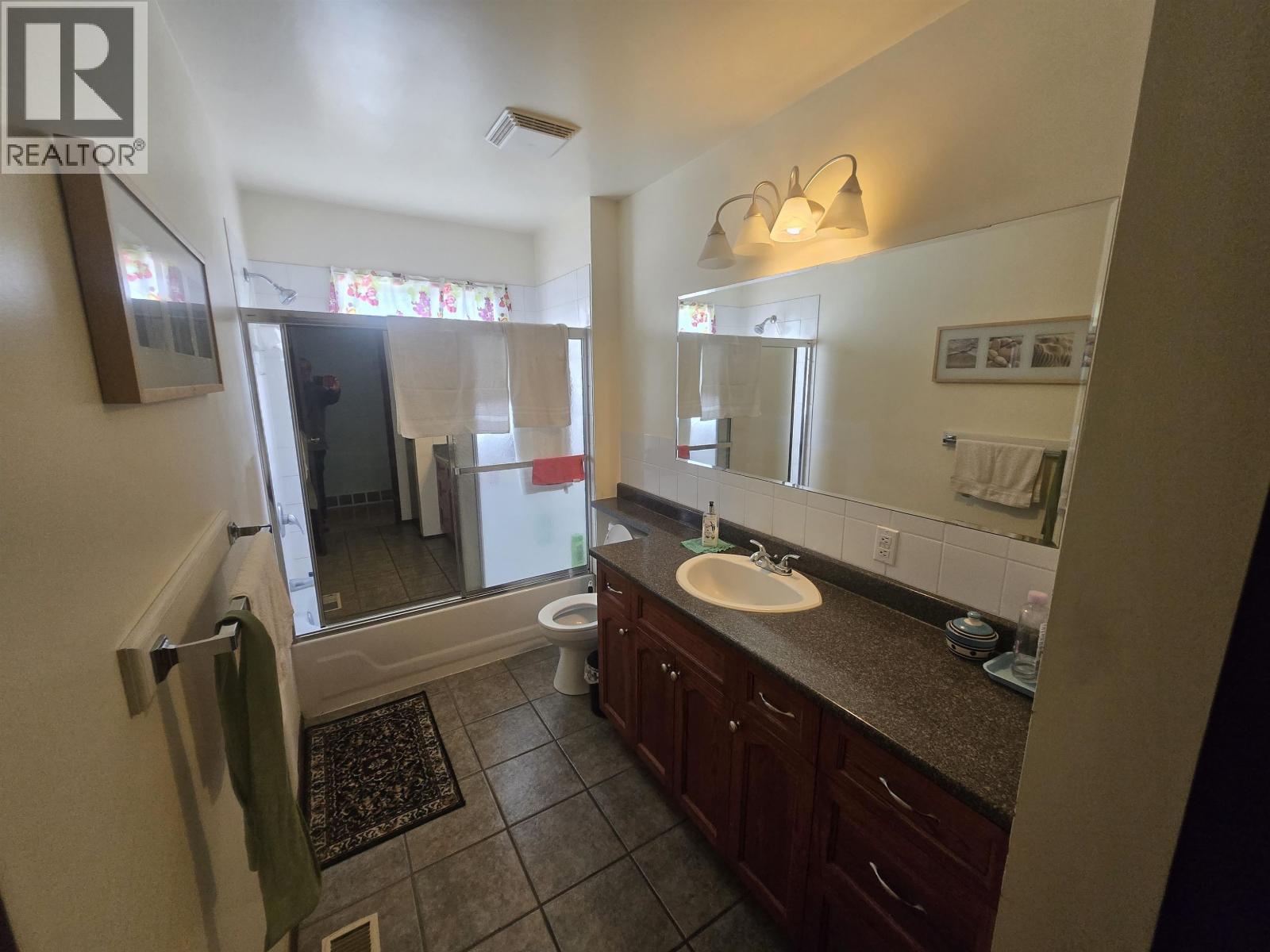 677 Reid Street, Quesnel, British Columbia  V2J 2N2 - Photo 12 - R3126986