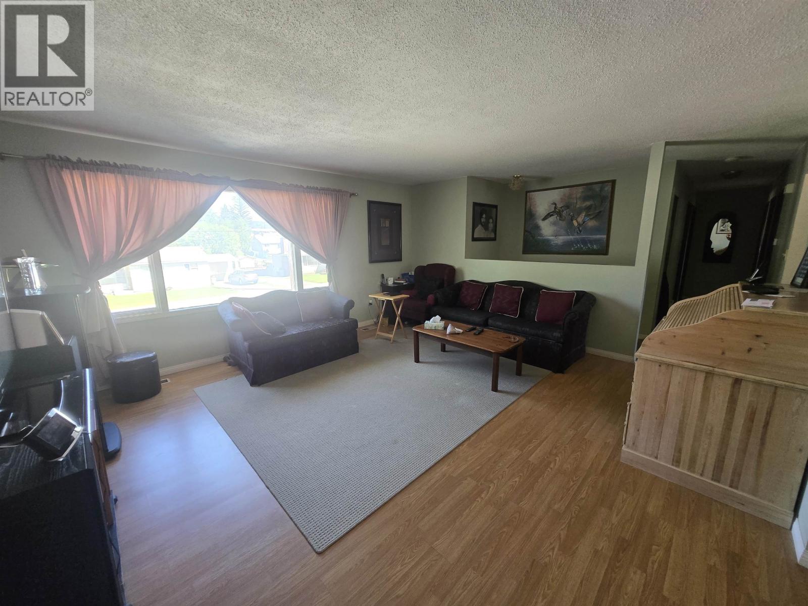 677 Reid Street, Quesnel, British Columbia  V2J 2N2 - Photo 9 - R3126986