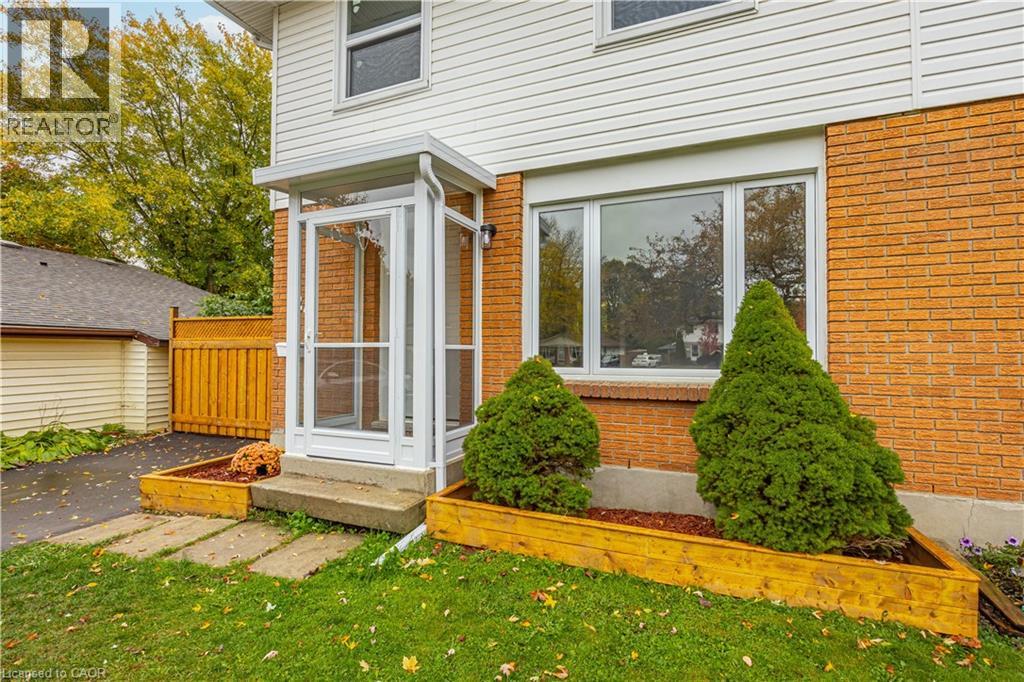 24 Culver Court, London, Ontario  N5V 3E8 - Photo 4 - 40832862