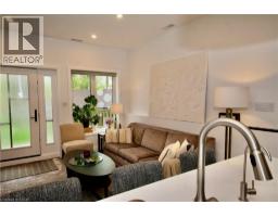 86 HEARTH Crescent, kitchener, Ontario