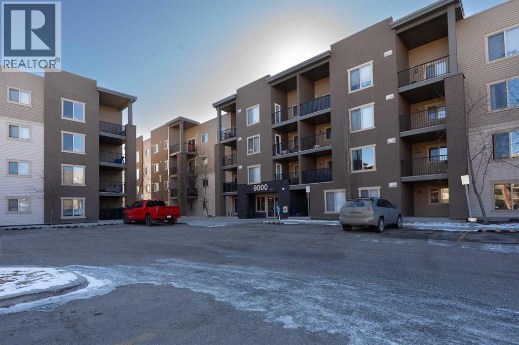 9407, 403 Mackenzie Way SW, Airdrie, Alberta  T4B 3V7 - Photo 2 - A2293383
