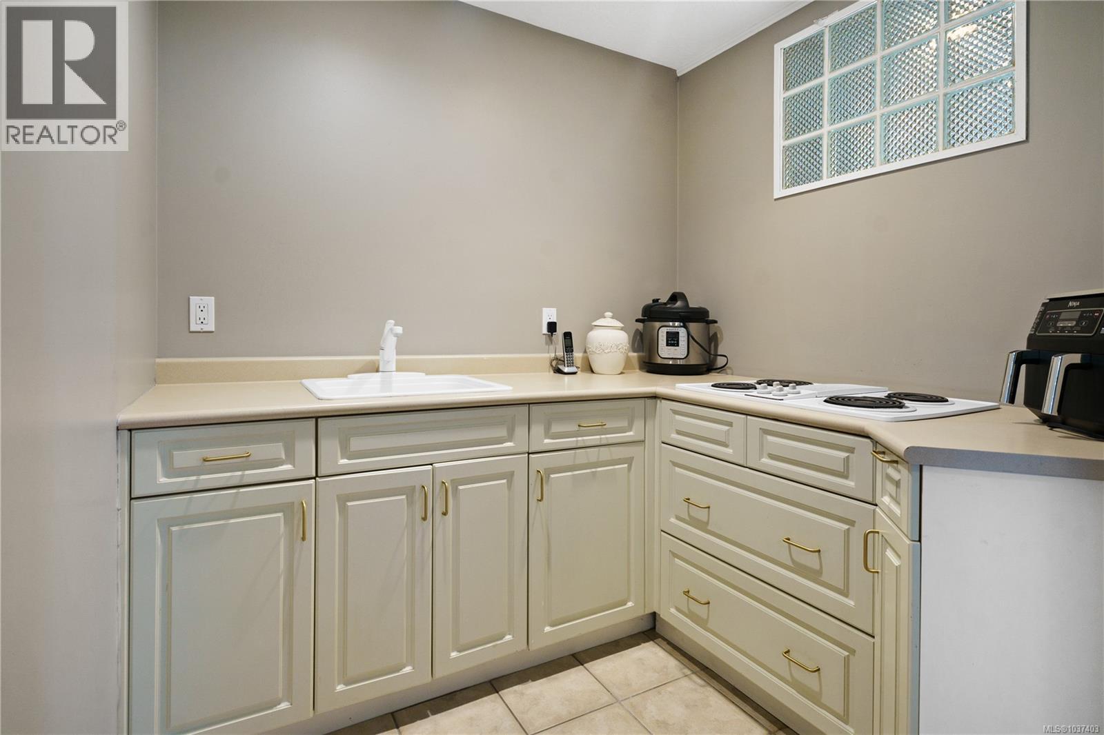 6255 Karen Crt, Central Saanich, British Columbia  V8Z 7K7 - Photo 30 - 1037403