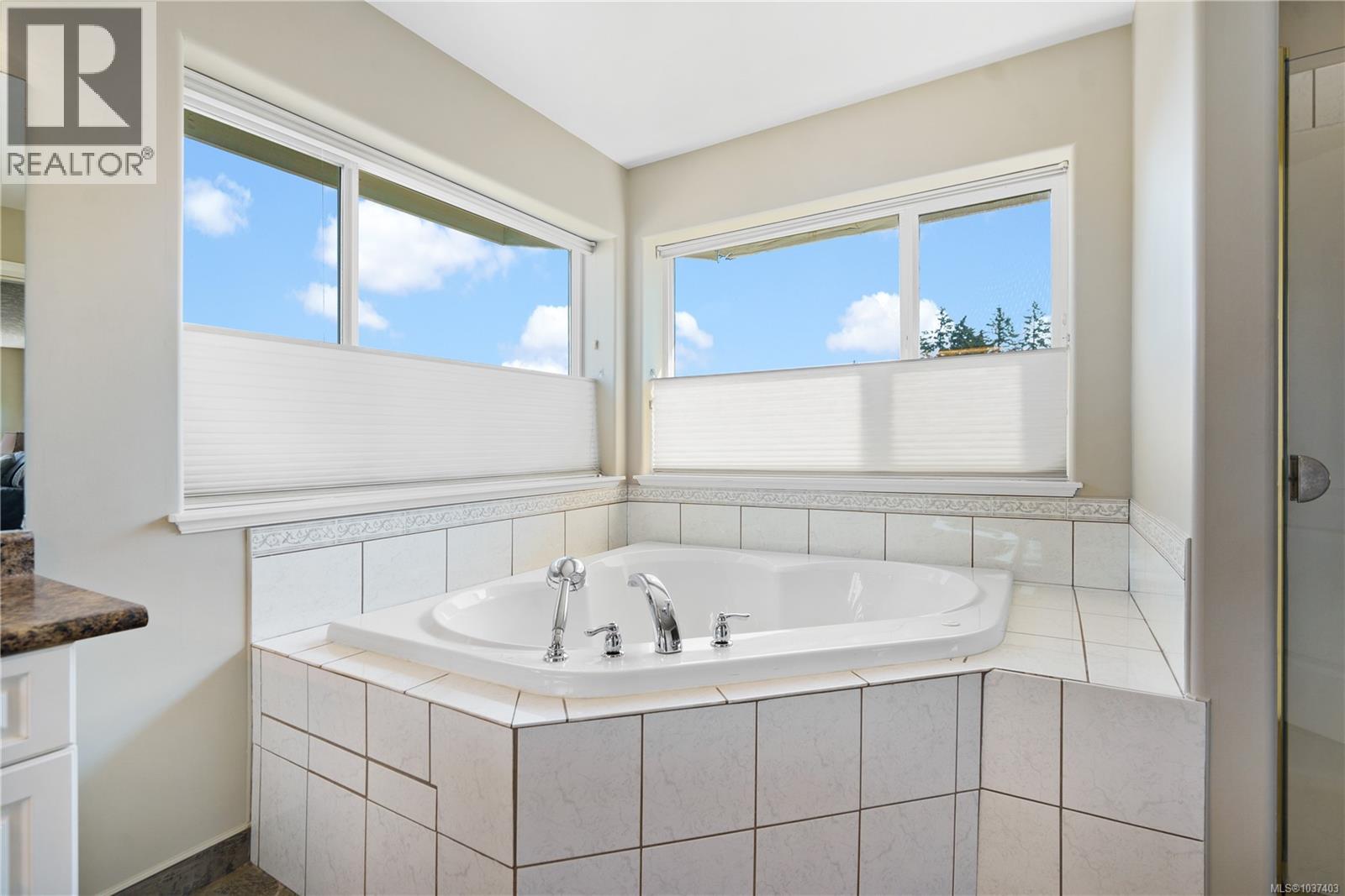 6255 Karen Crt, Central Saanich, British Columbia  V8Z 7K7 - Photo 19 - 1037403