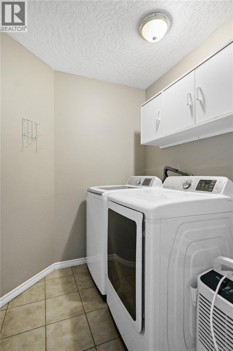 6255 Karen Crt, Central Saanich, British Columbia  V8Z 7K7 - Photo 37 - 1037403