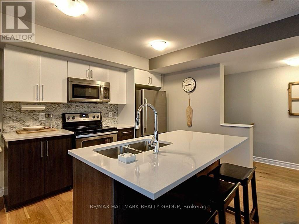 303a Des Tilleuls Private, Ottawa, Ontario  K4A 1B8 - Photo 2 - X13161286