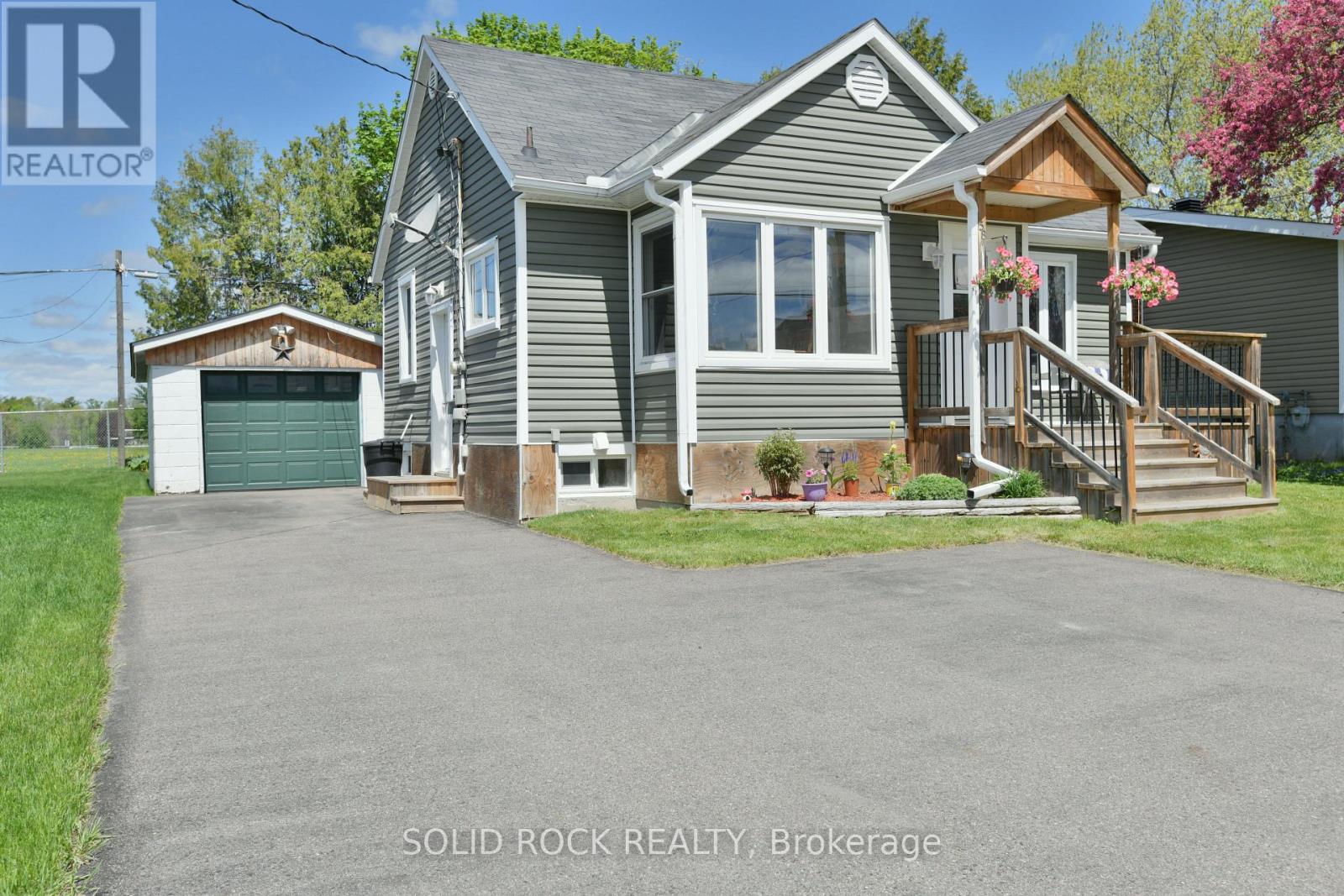 58 Barnet Boulevard, Renfrew, Ontario  K7V 2M4 - Photo 1 - X13161342